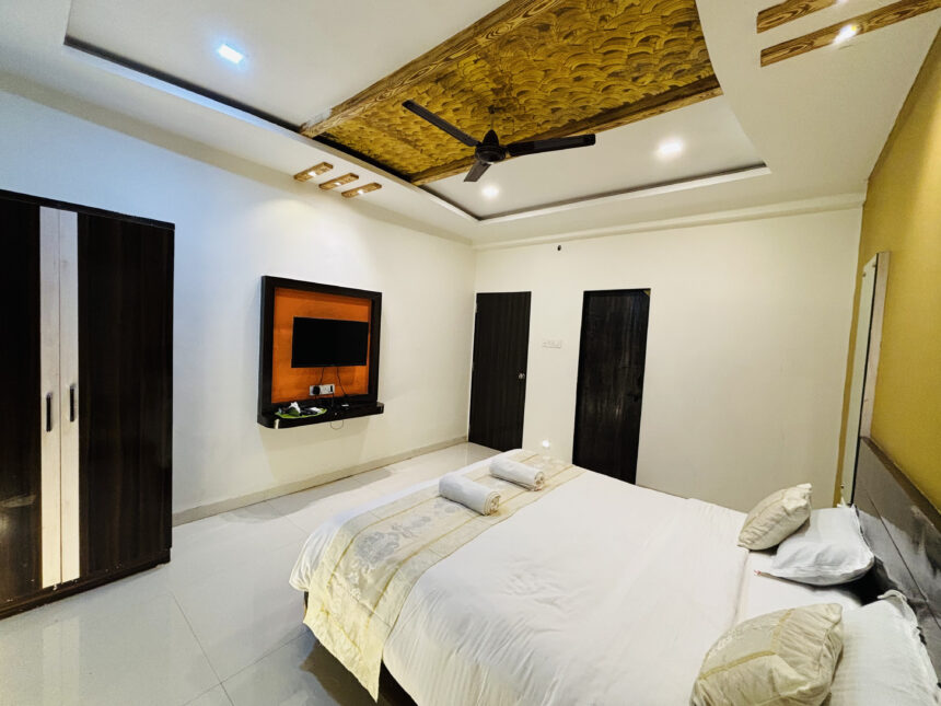 3 BHK “Experience Luxury Living: 3 BHK Room Offers at Sabo Resort”