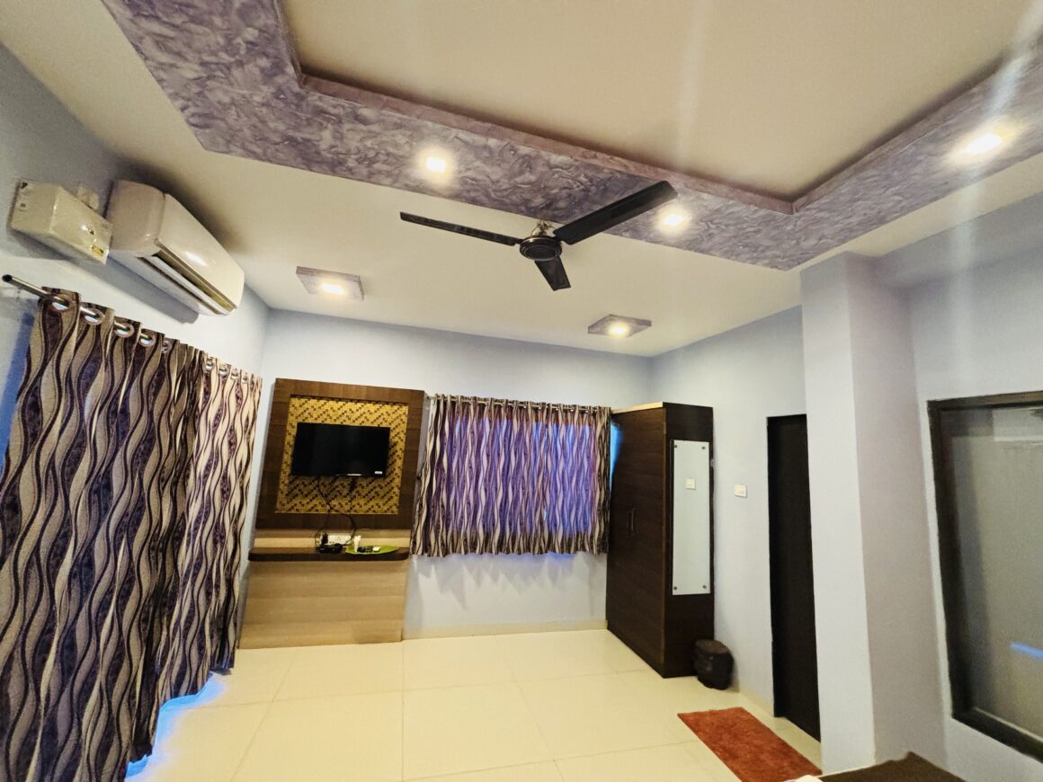 7 BHK